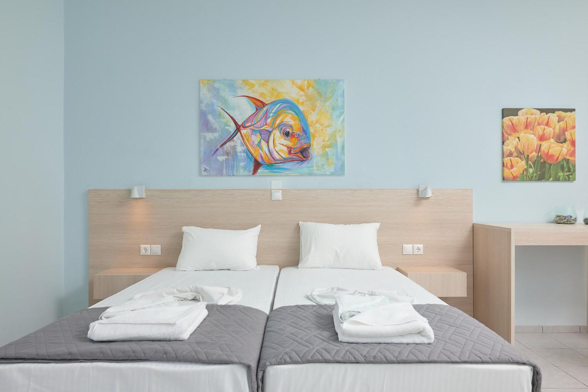 Aptera Hotel 3*