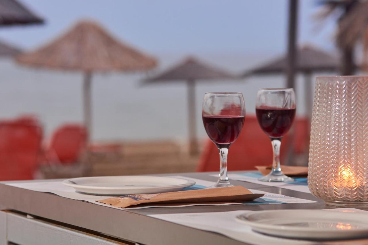 Aptera Hotel 3*