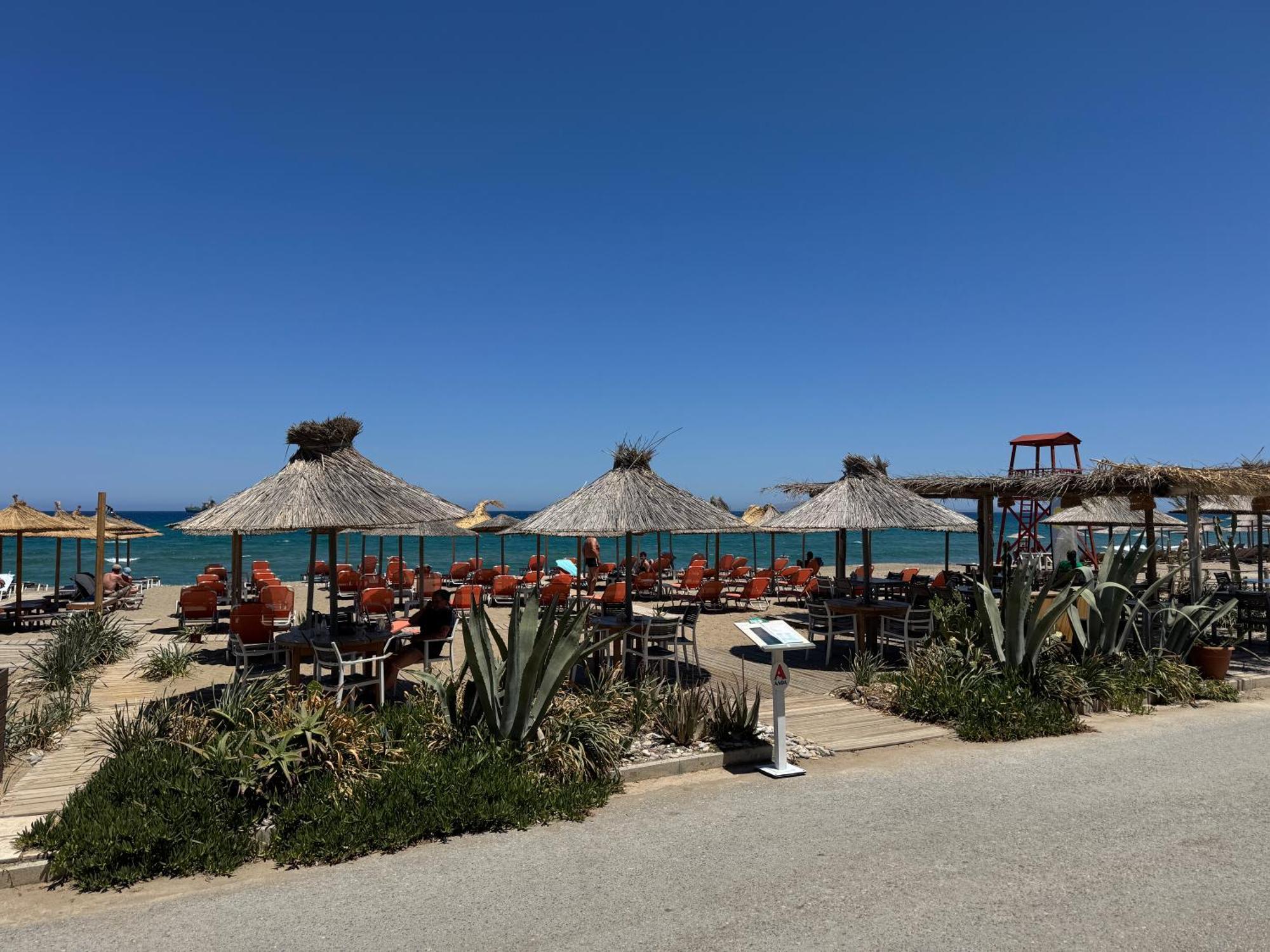 Aptera Hotel 3*
